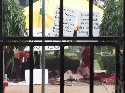 Jamia issues ‘final’ warning to protesting students, asks them to vacate campus