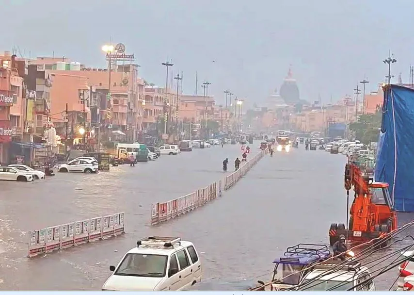 Rain slows commute, hits business