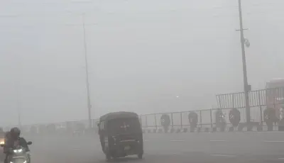 Dense fog blankets Bhubaneswar as winter sets in