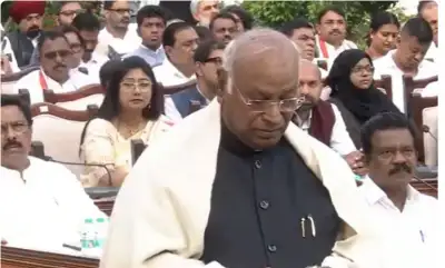“Ensure Voting Rights Are Not Deleted by Someone Sitting in Delhi”: Kharge ahead of November 1 INDIA Bloc rally