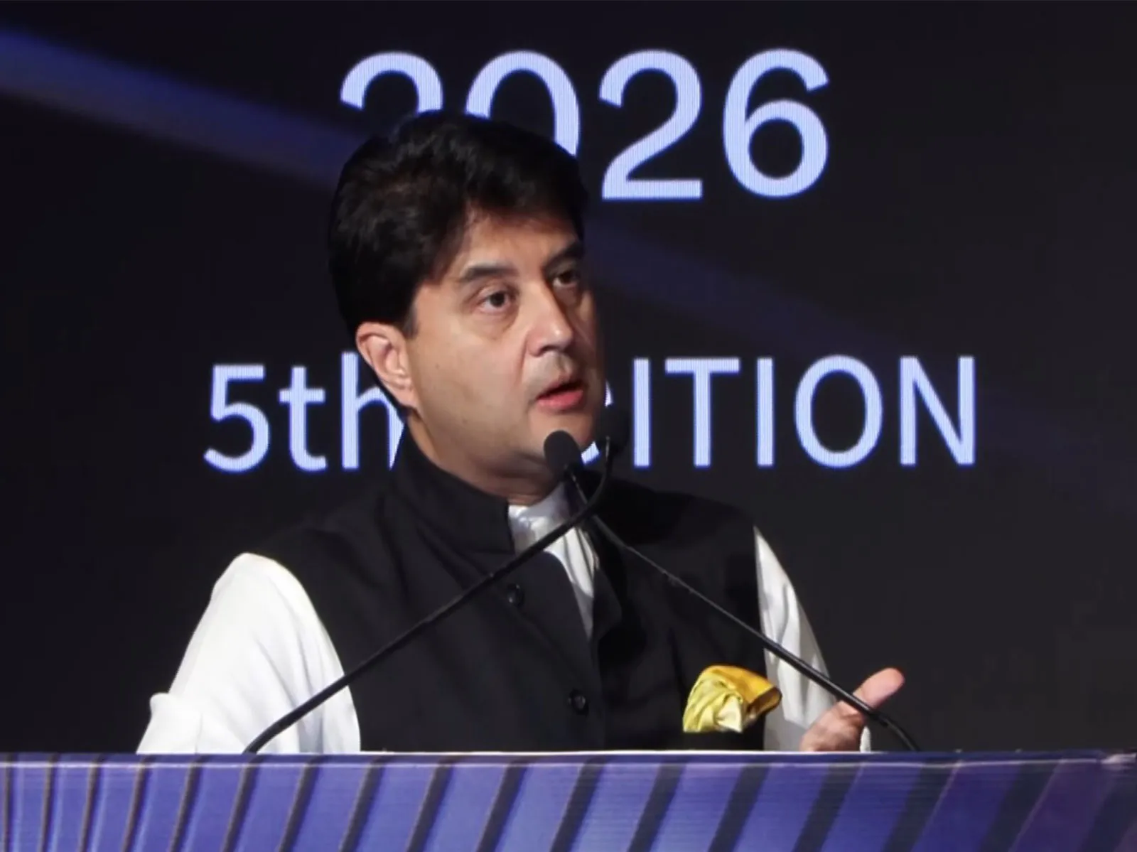 Around 500 million customers using 5G, targeting 1 billion by 2030: Scindia