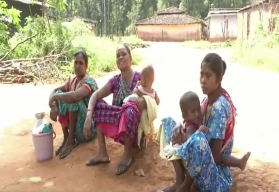 Odisha’s Juniani Village Lacks Basic Amenities: No Anganwadi, Electricity, Safe Water or Proper Road