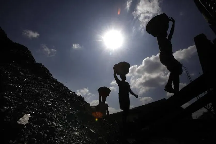 Odisha government hikes minimum wages ahead of Durga Puja: How much will workers earn?