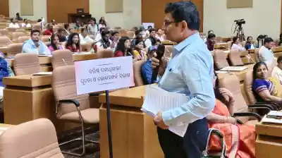 Bridge governance gap through effective public dialogue: PIB ADG urges OIS officers to connect with citizens