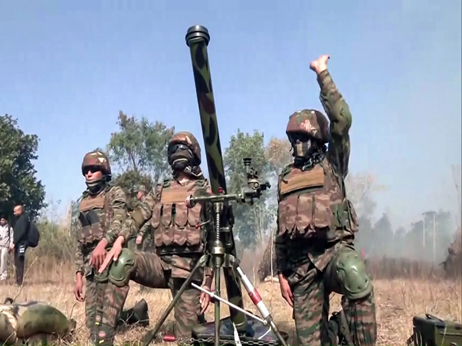 reliance-jewels-unveil-its-new-valentines-day-collection-eternity