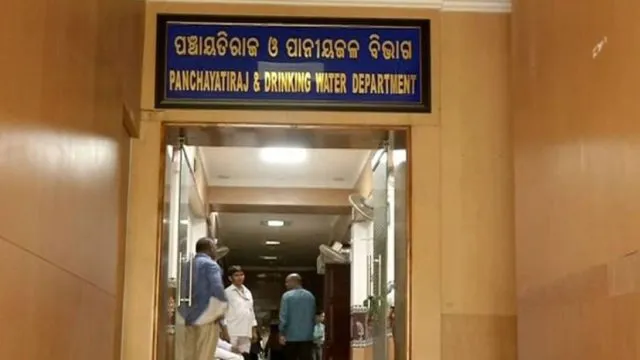 college-student-critical-after-being-stabbed-by-classmate-in-bhubaneswar