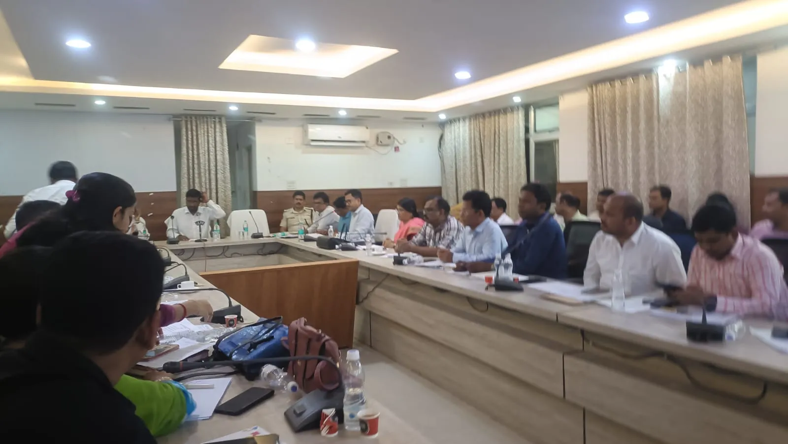 senior-ifs-in-odisha-has-deposited-rs-9-4-crore-in-his-sons-bank-account-vigilance