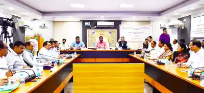 Odisha: Minister directs officials to expedite rural development works 