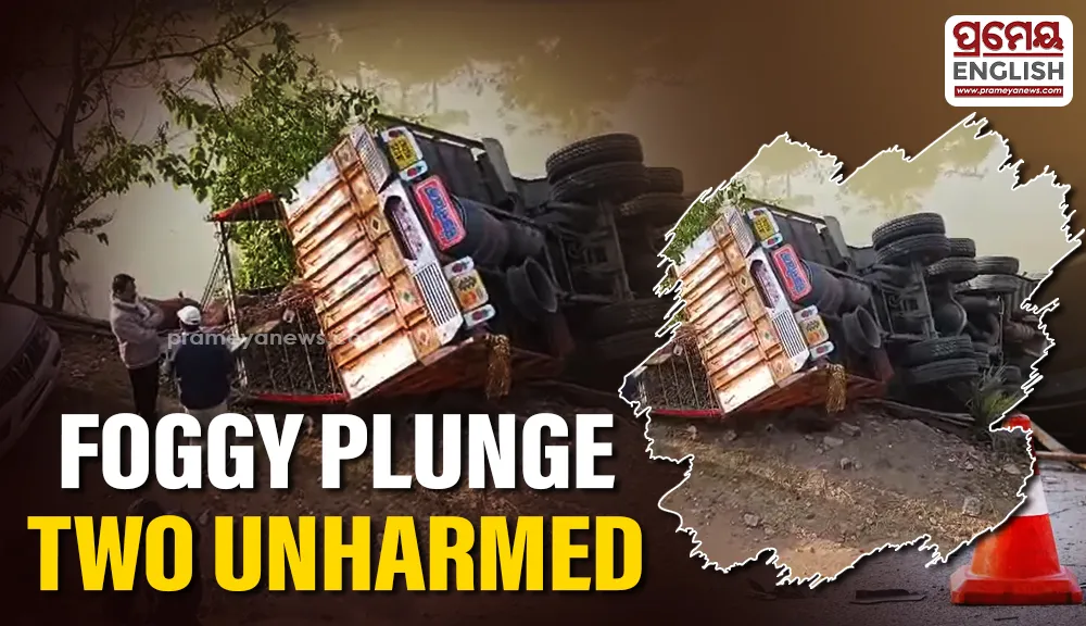 Truck plunges into river amid dense fog in Balasore, Two safe