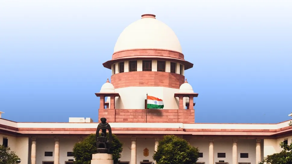 Supreme Court constitutes 9-judge bench to hear Sabarimala entry case from April 7