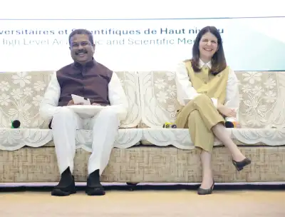 Dharmednra graces Indo-French Cooperation meet to strengthen academic and research engagements