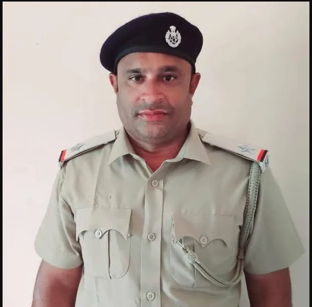 Forester under vigilance scanner; Simultaneous raids conducted in Bhawanipatna