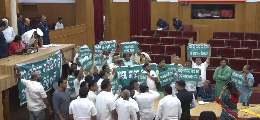 Odisha: Paddy procurement row again sparks uproar in Assembly, Speaker calls for all-party meet