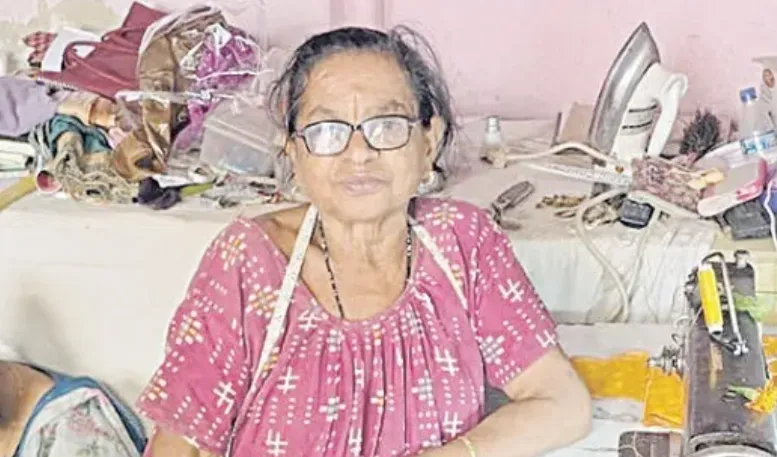 odisha-girl-wins-singles-final-of-championship-series-gu-12-at-raipur