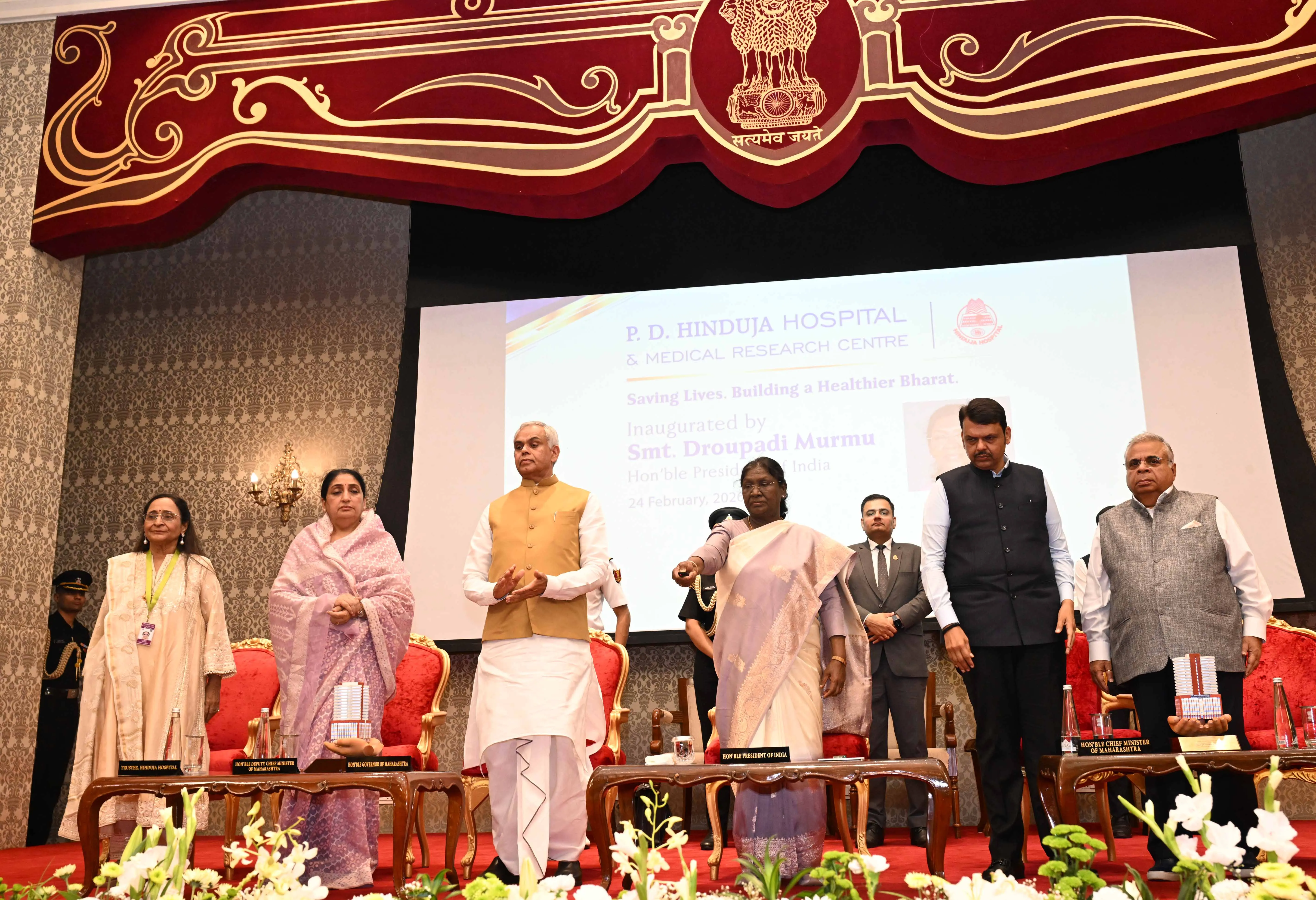 womans-gold-chain-snatched-in-balipatna