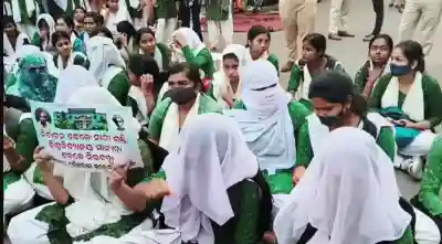 Media barred from Shailabala Women’s College amid University status protest