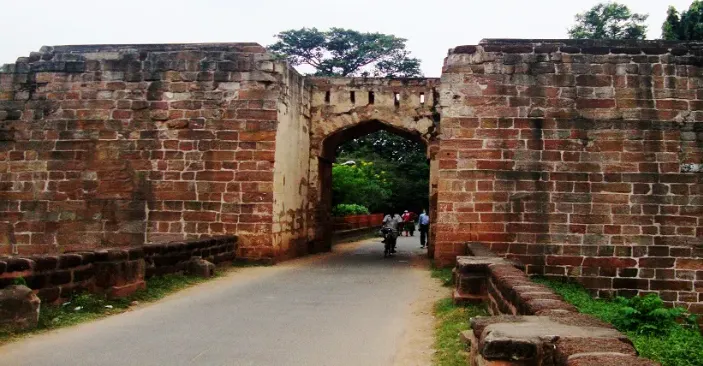 4-suspect-cow-lifters-beaten-severely-in-cuttack