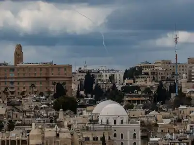 UAE announces successful interception of several Iranian missiles targeting country