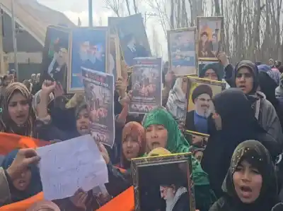 J-K: Shia locals chants "Pakistan Murdabad" during protest over Islamabad Mosque suicide bombing attack