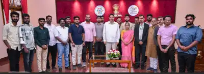 Tamil Nadu Media Delegation Meets Odisha Governor
