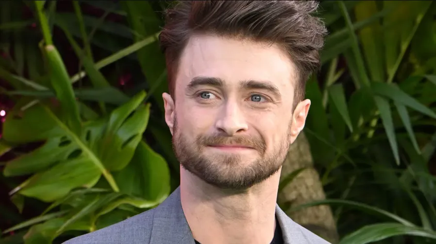 'Harry Potter' star Daniel Radcliffe says therapy should be "mandatory" for child actors