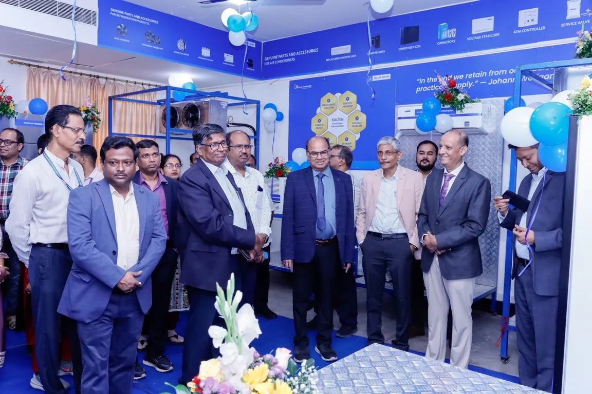 annual-defence-production-hits-rs-127l-cr-