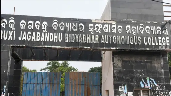 bengal-bjp-leaders-discuss-with-pm-regarding-ias-ips-officers-bias-behaviour-