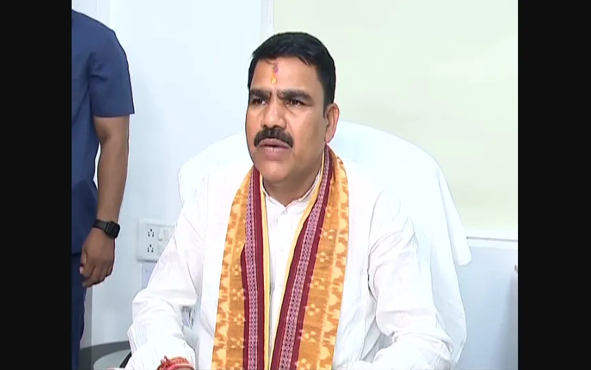 musk-denies-building-a-glass-house-for-himself-with-tesla-money