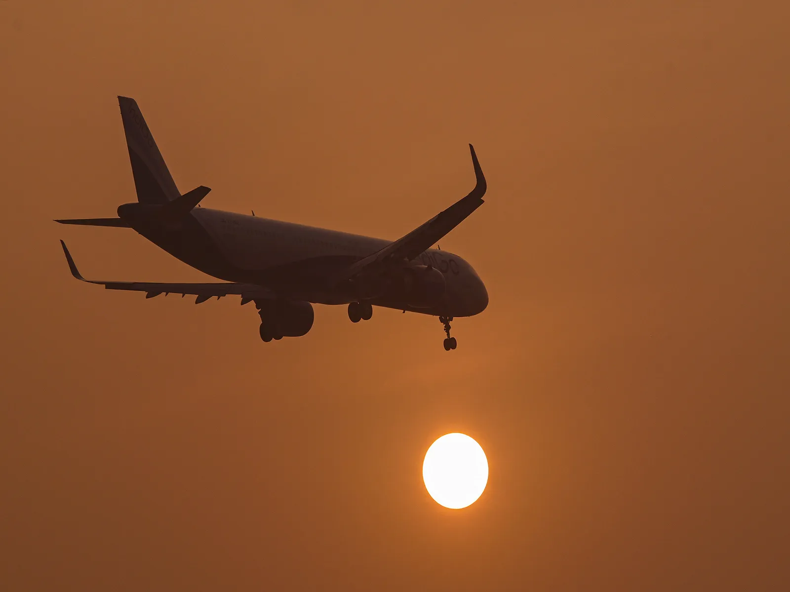 Civil Aviation Ministry to withdraw domestic airfare caps effective March 23
