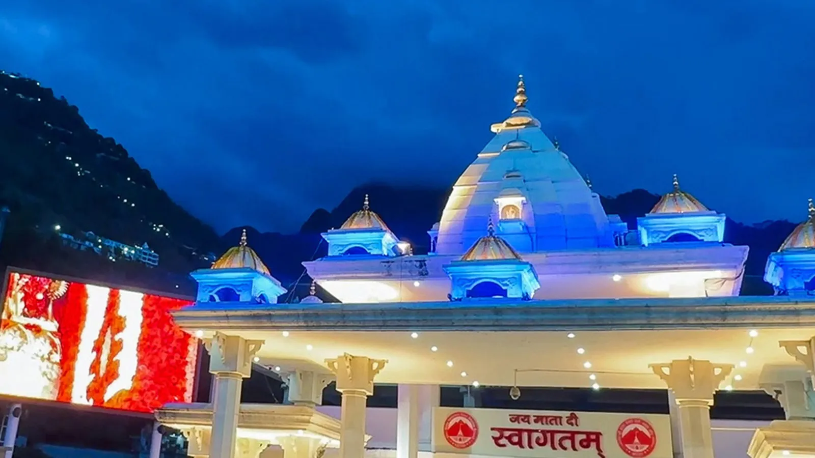 Devotees rejoice as Vaishno Devi Yatra registration restarts amid massive Chaitra Navratri crowd