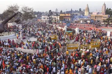 Lakhs of Devotees Flock to Ayodhya for Ram Navami; 'Surya Tilak' Ceremony Performed on Ram Lalla's Idol
