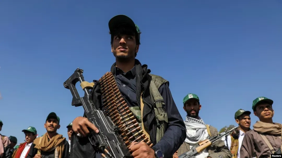 Houthi Militants Enter Iran Conflict Launching Missiles and Rattling Fragile Oil Markets 