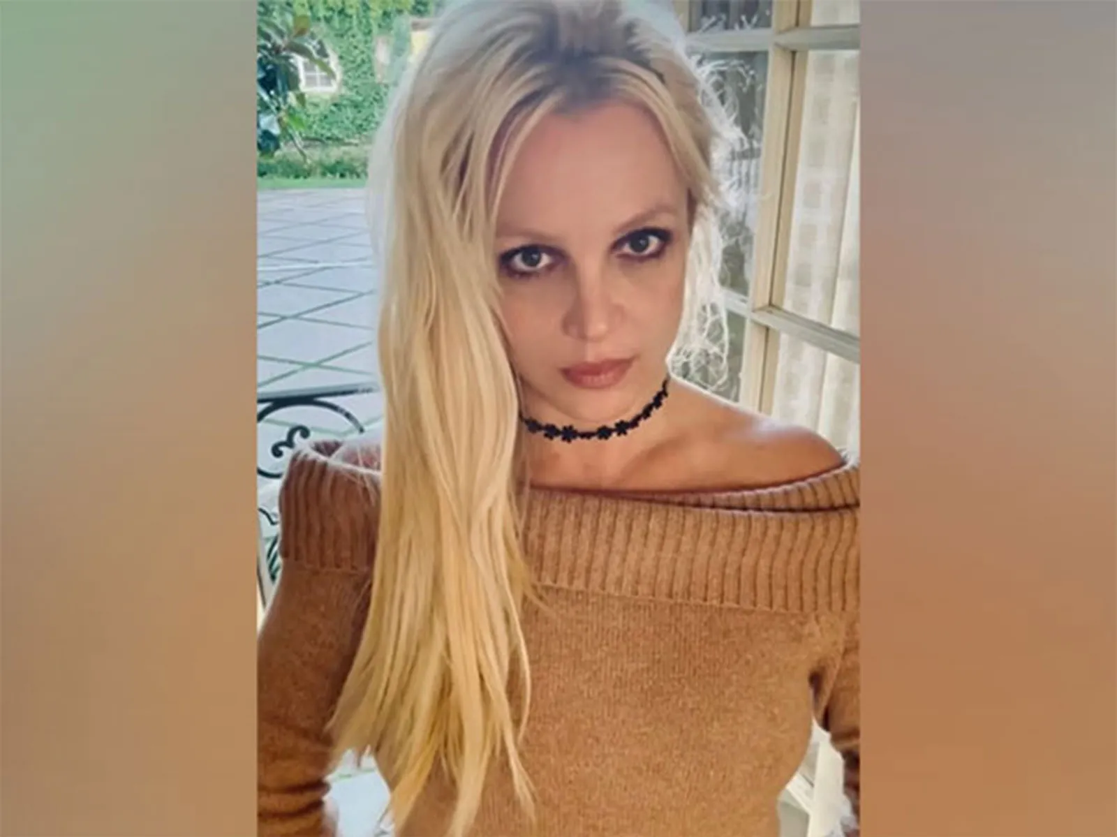 Britney Spears returns to Instagram after DUI arrest, shares video with son