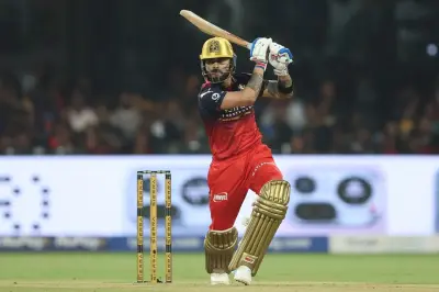 Defending Champions RCB Crush SRH Bowlers to Record Fastest 200 Plus Run Chase In IPL History