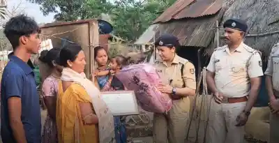 Police honour families of martyrs on last day of Naxal-Free India Campaign