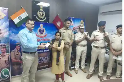 "Operation Reconnect" Successfully Recovers Stolen and Lost Mobile Phones in Jajpur: Dr. Satyajit Naik, IGP