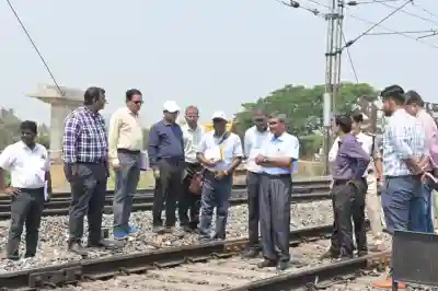 Odisha: ECoR General Manager inspects Paradeep Yard, station & ROH depot