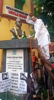 Netaji's grandnephew Chandra Kumar Bose joins Trinamool Congress