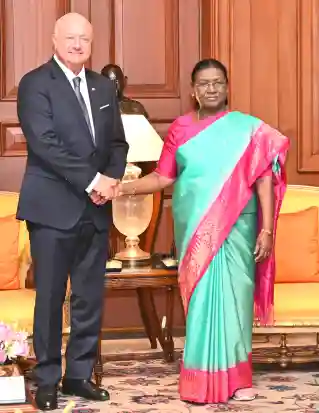 Federal Chancellor of the Republic of Austria calls on President of India 