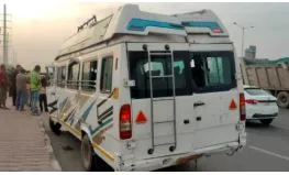 Tamill Nadu: 8 dead after tempo traveller plunges into hairpin bend in Valparai