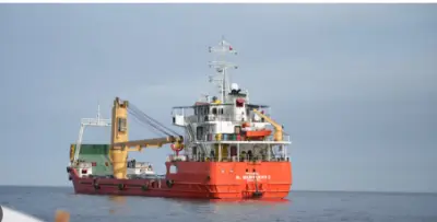 Iran Reasserts Strict Military Control Over Strait of Hormuz Amid US Blockade