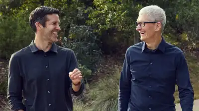 Tim Cook Steps Down as Apple CEO as John Ternus Prepares to Lead Tech Giant