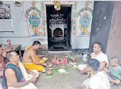Preparations underway for Lord Jagannath’s ‘Gajanan Besha’ on upcoming Debasnana Purnima