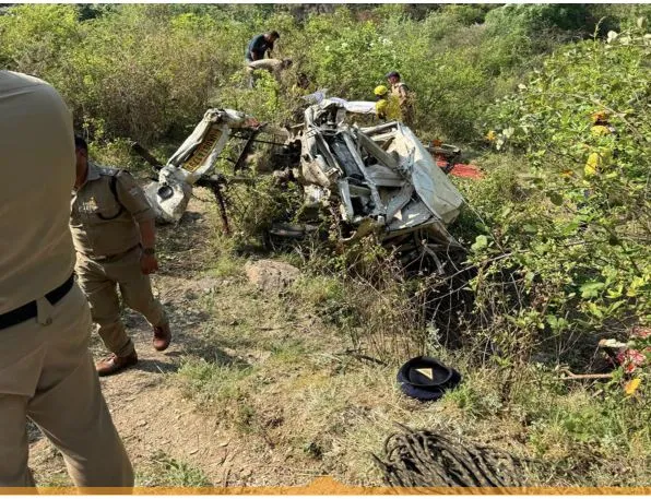 Uttarakhand: 8 killed as vehicle plunges into gorge in Tehri Garhwal