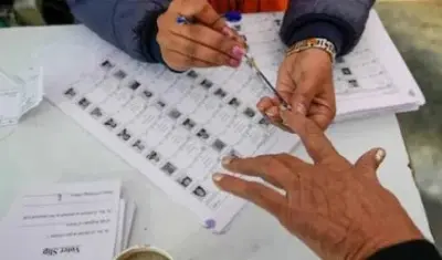 West Bengal Records 62% Turnout While Tamil Nadu Hits 56% in High Stakes Polls