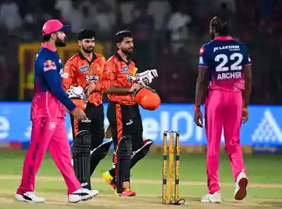 Ishan Kishan and Abhishek Sharma Blast Fifties to Secure Stunning Win for SRH