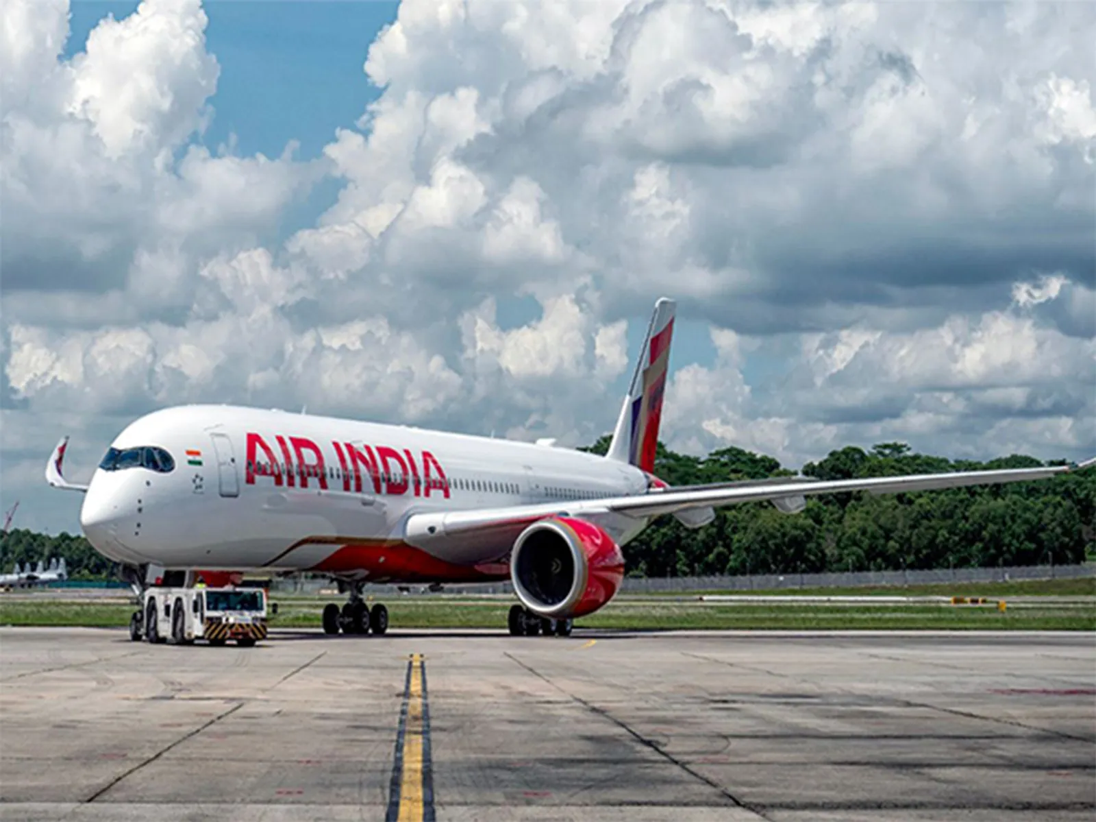 Technical snag forces Air India Mumbai-Bhopal flight to make precautionary landing
