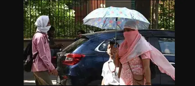 Avoid stepping out between 11 AM and 3 PM: Minister’s heat wave warning
