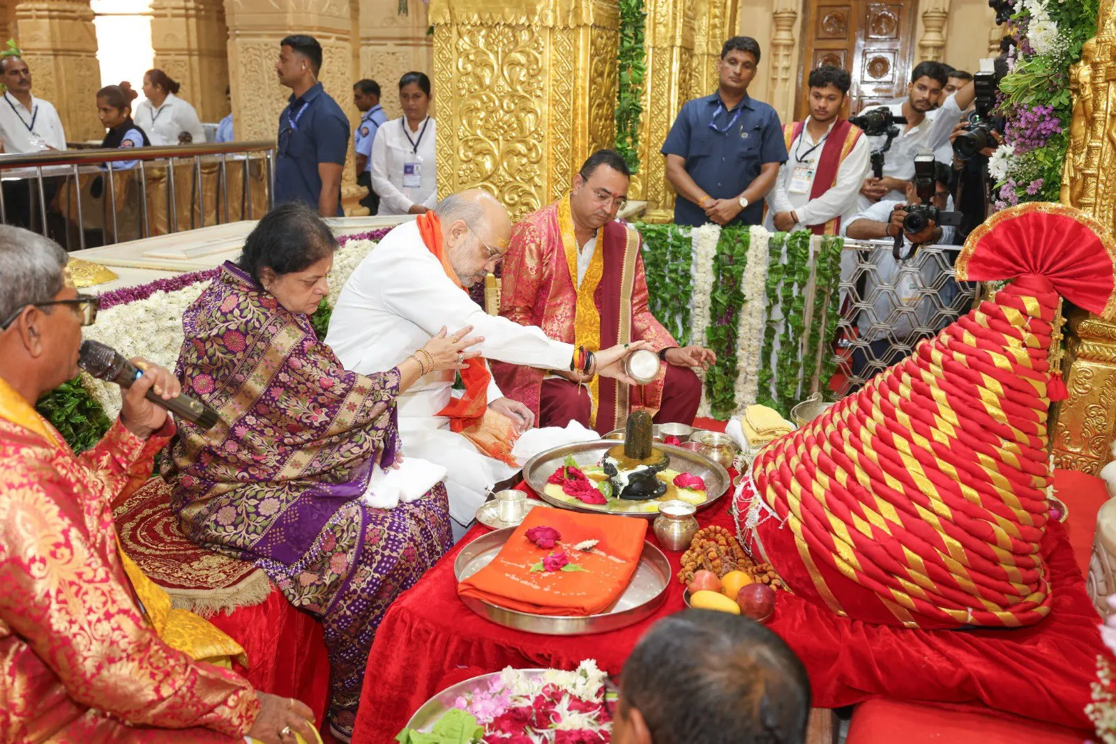 Amit Shah, wife Sonal Shah offer prayers at Somnath temple in Gujarat
