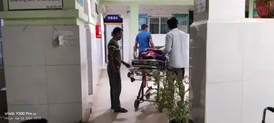 Three injured as car crashes near Hanspal-Abhayamukhi canal road in Mahukhanda